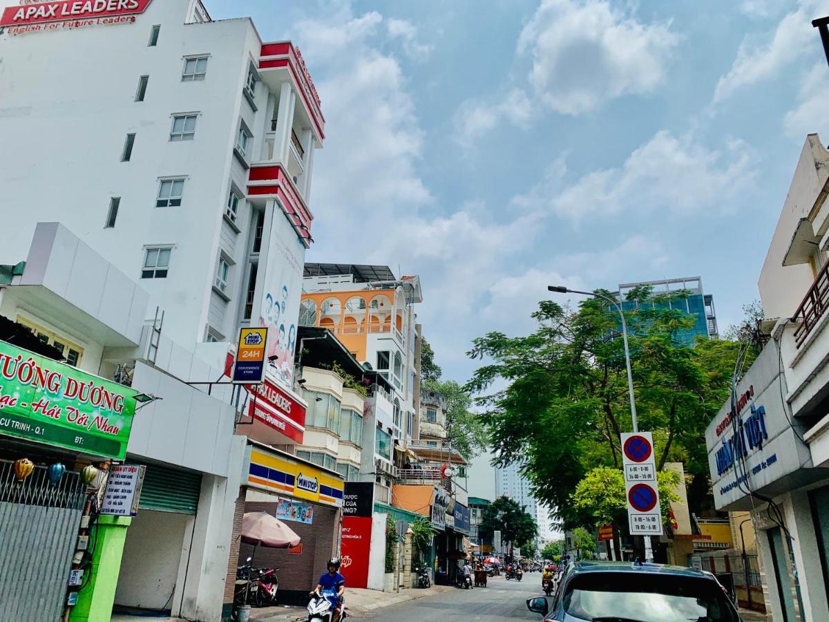 Bsun Homestay Saigon Хошимин Экстерьер фото